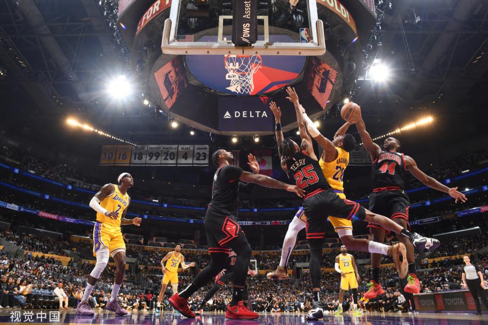 包括一位深 包括一位深